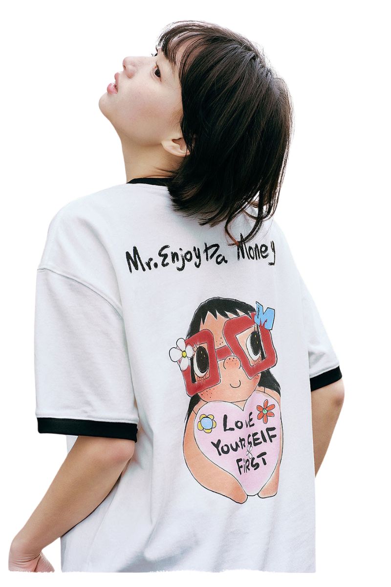 MEDM × YUY Jade Hugging Heart Slogan Contrast Trim Crew Neck Tee