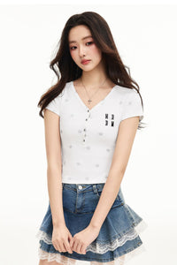 MEDM Star Print V-Neck Henley Cropped Tee
