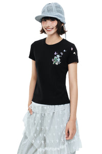 MEDM Butterfly Magnolia Embroidered Women's Tee