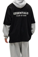 เสื้อยืดลายโลโก้ Arch SS24 ของ Fear Of God Essentials