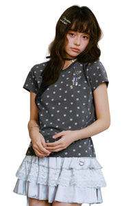 MEDM Cropped V-neck Puppy Paw All Over Print Women's Slim Tee
