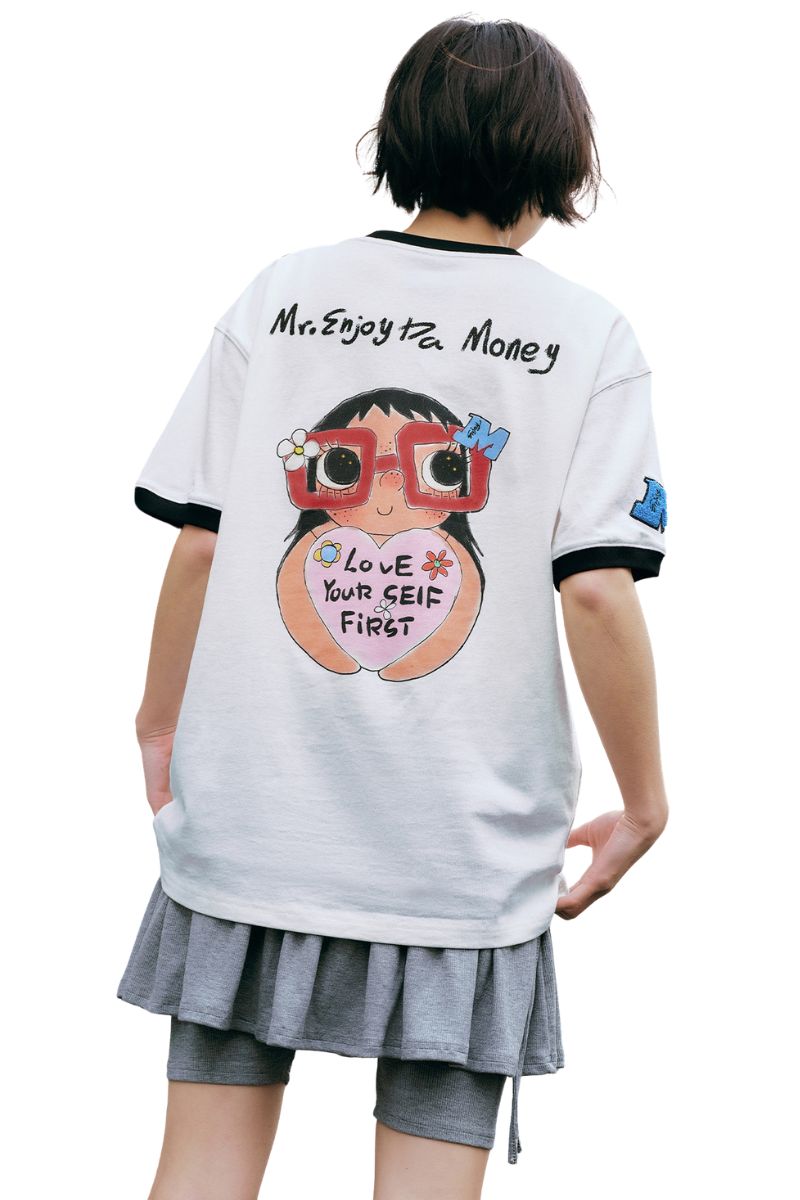 MEDM × YUY Jade Hugging Heart Slogan Contrast Trim Crew Neck Tee
