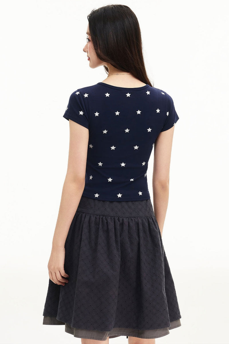 MEDM Star Print V-Neck Henley Cropped Tee