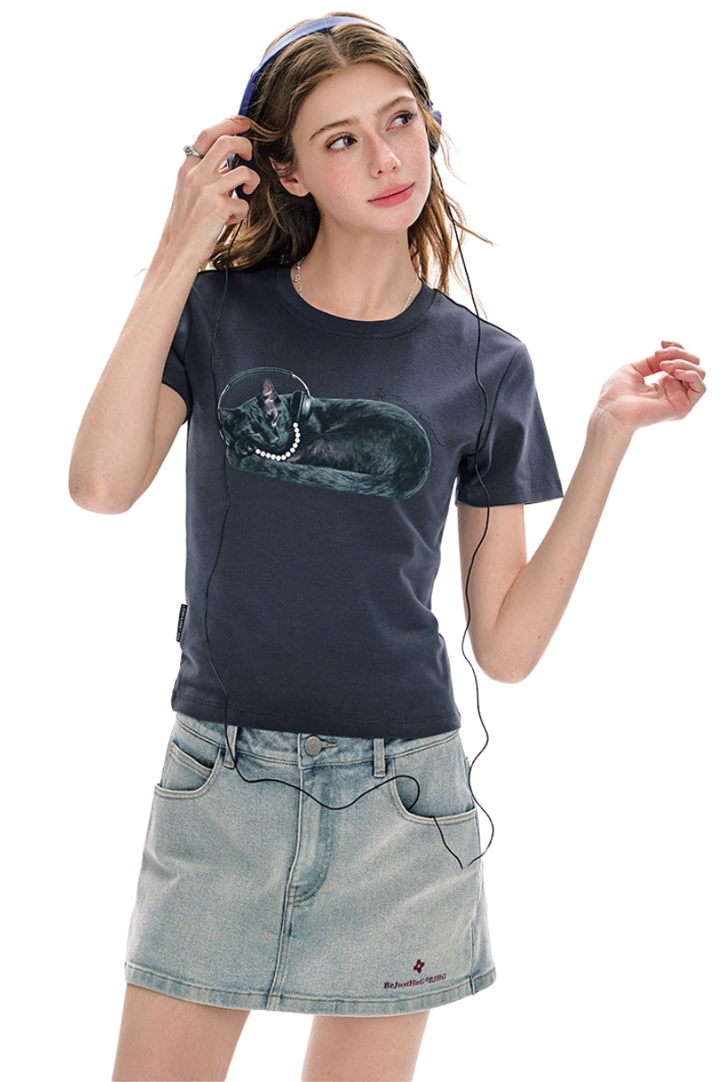 BJHG Women's Lazy Cat Straight‑Shoulder Tee