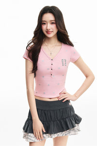 MEDM Star Print V-Neck Henley Cropped Tee