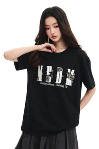 MEDM Contrast Patch Embroidered Logo Oversized Couple Crew Neck Short Sleeve T-Shirt