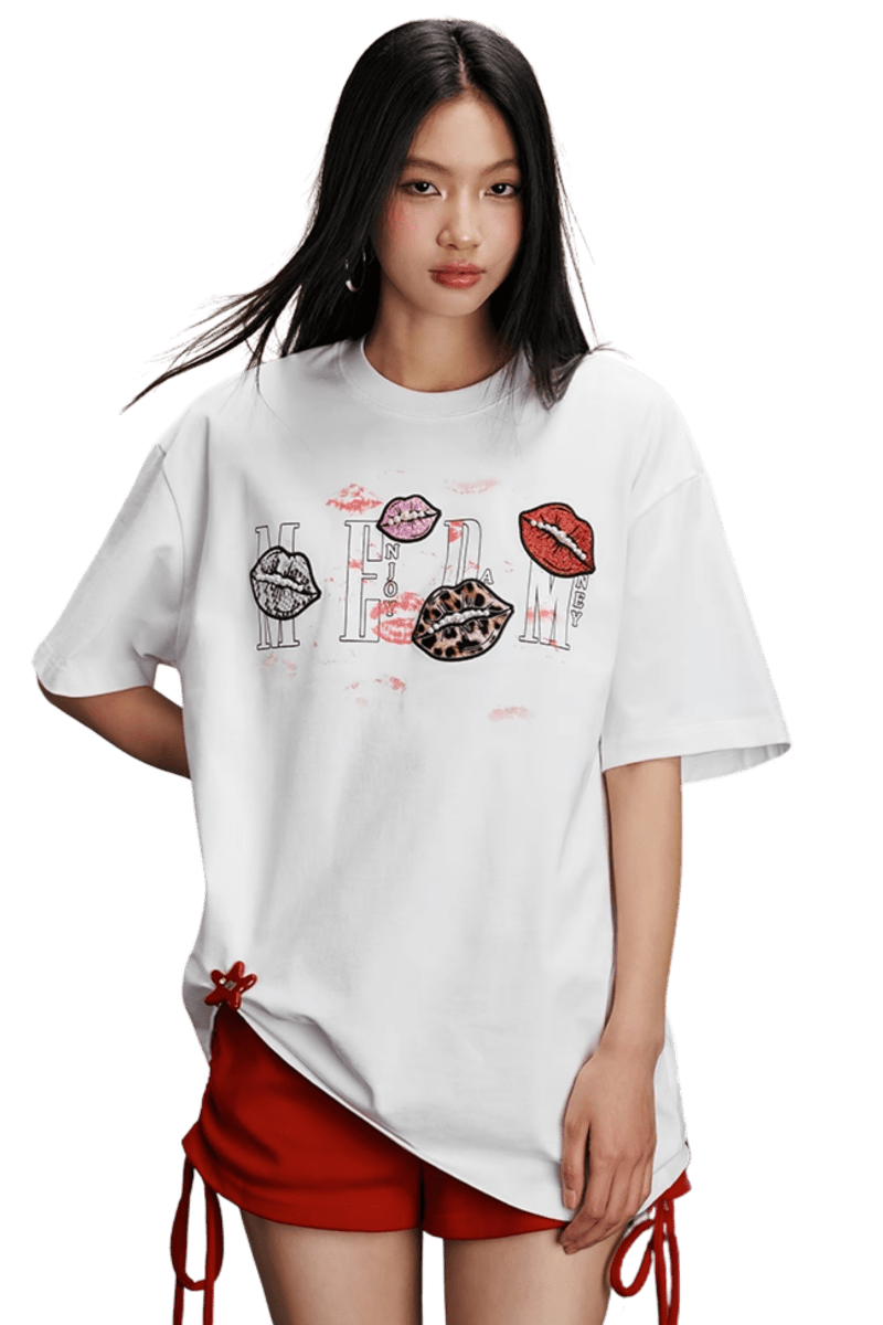 MEDM SS25 Lip Print Patch Beaded Tee