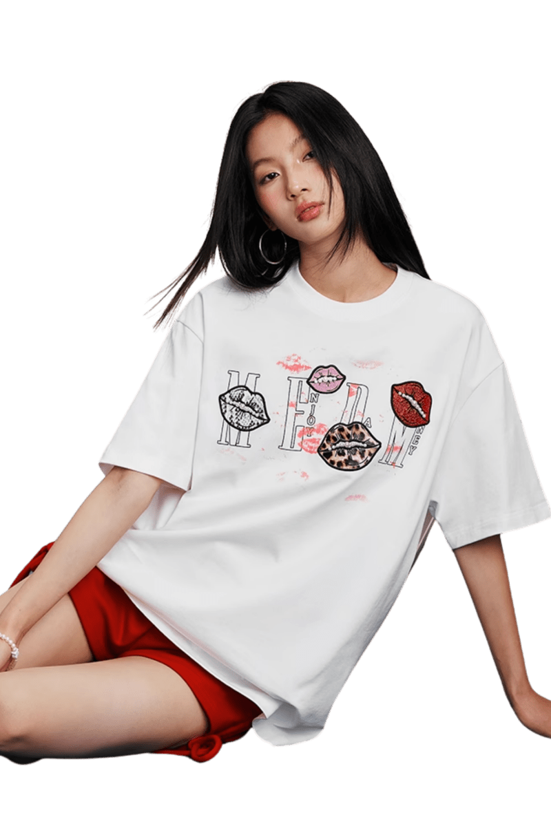 MEDM SS25 Lip Print Patch Beaded Tee