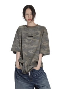 Masonprince camouflage tee worn by model with loose fit and short sleeves paired with blue jeans