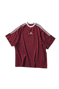 Masonprince Triple Stripe Tee in Burgundy with Comfortable Loose Fit and Stylish Design
