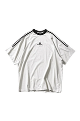 Masonprince Triple Stripe Tee in White with Black Accents and Relaxed Fit for Casual Style