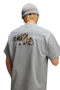 MEDM SS25 Leopard Fur Big M Tee in gray with logo on the back for a stylish look