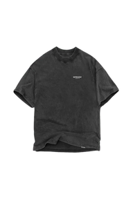 Represent Owners Club Vintage T-Shirt in Black with Classic Logo Design for Casual Wear