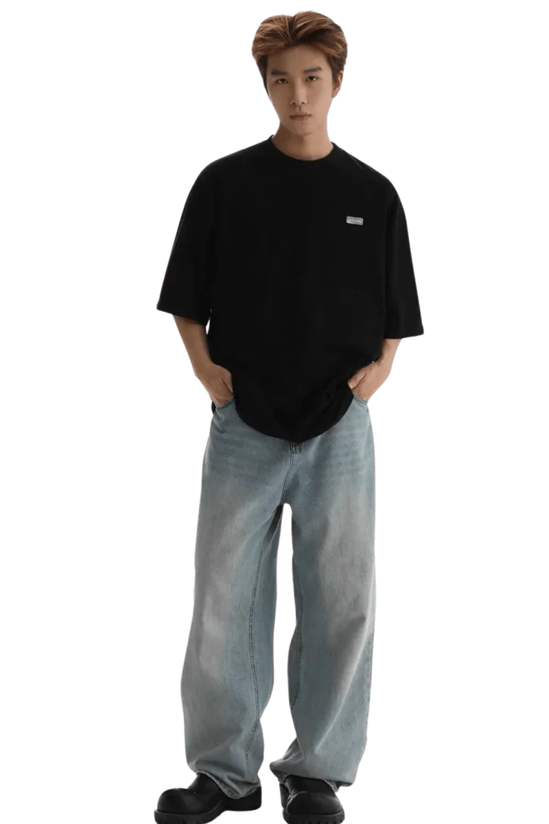 Masonprince Small Logo Basic Tee black oversized fit worn with light wash jeans and black shoes